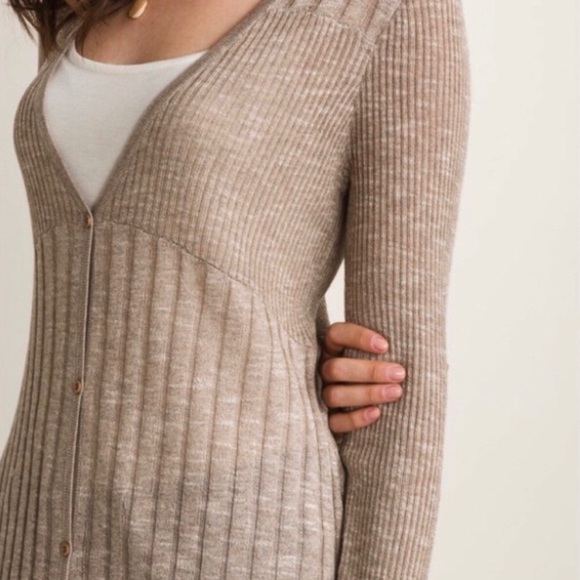 TAN LONGLINE V-NECK MAXI CARDIGAN SWEATER - Picture 7 of 9